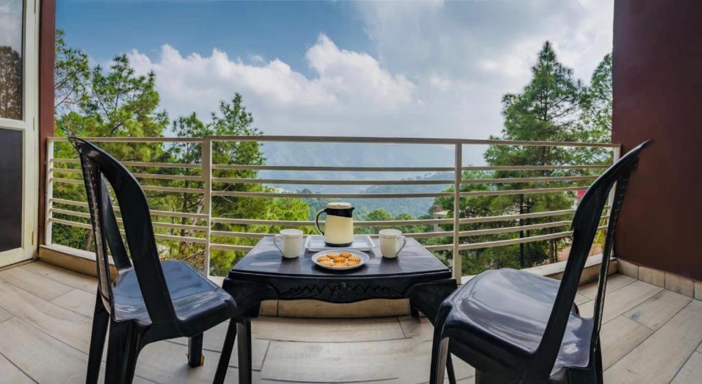 Hillcrest Heights Bed & Breakfast Kasauli Eksteriør bilde